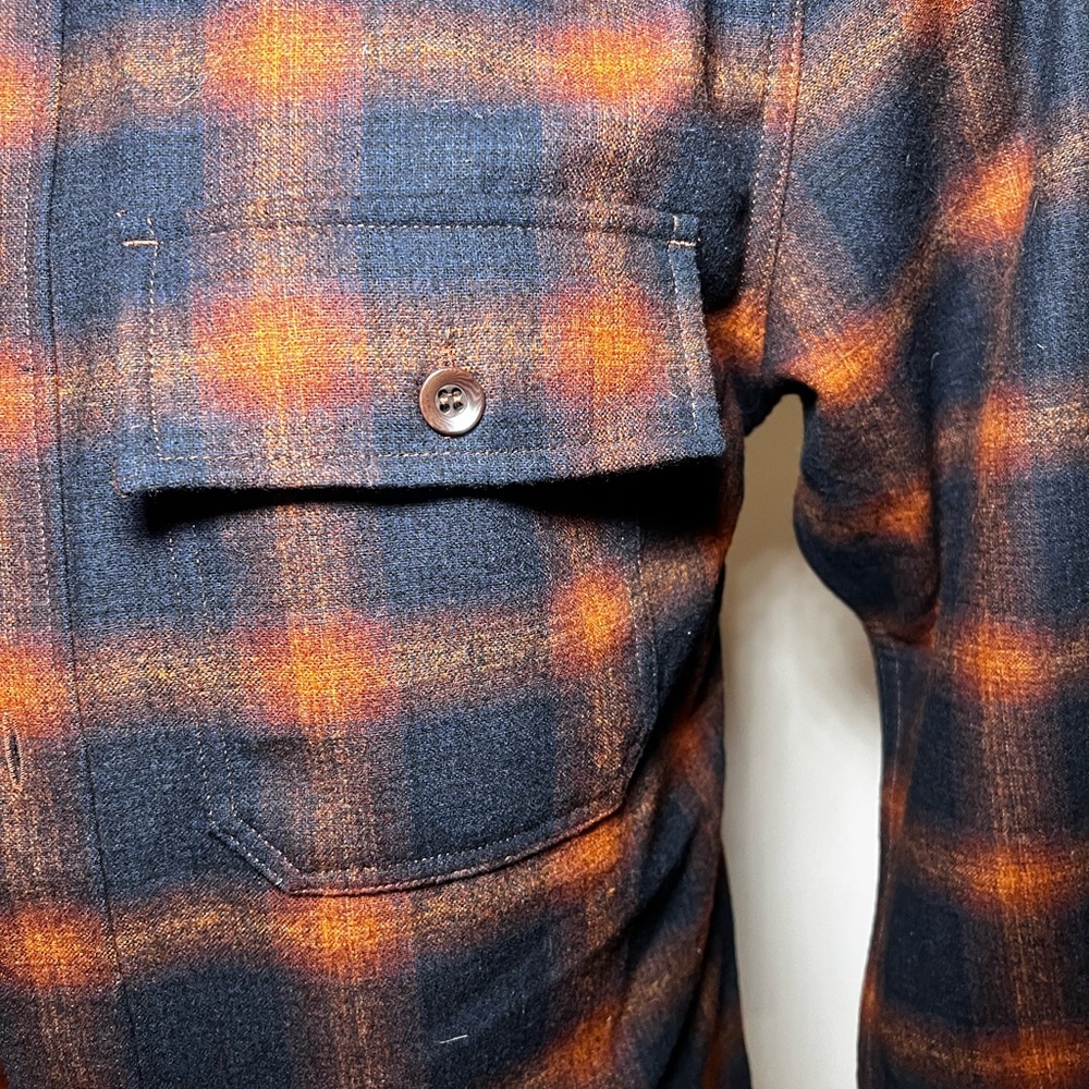 Banana Republic Plaid Button-Up Shirt - Picture 3 of 8